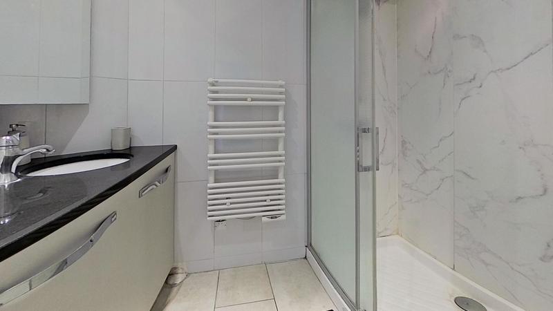 Appartement - 124 m² - 6 pièces