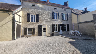 Maison - 120 m² - 7 pièces