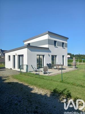 Maison - 98 m² - 4 pièces