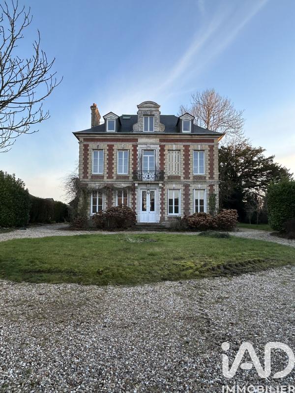 Maison - 245 m² - 10 pièces