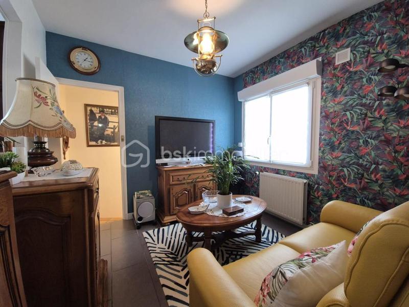 Maison traditionnelle - 111 m² - 6 pièces