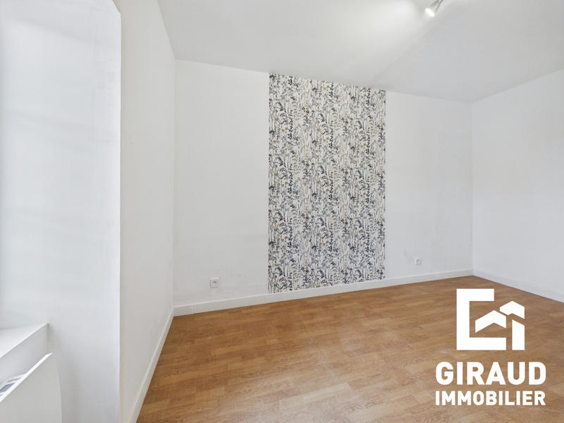 Maison ancienne - 84 m² - 7 pièces