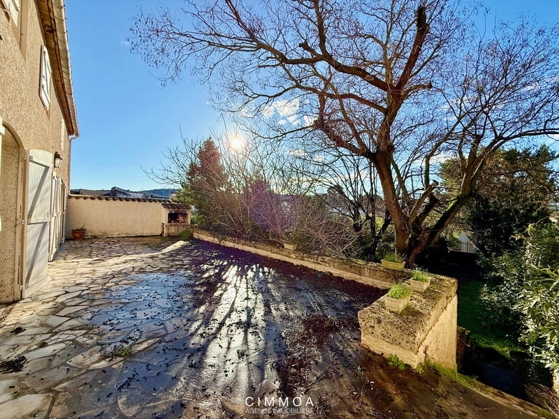 Maison - 176 m² - 5 pièces