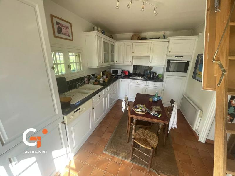 Maison - 102 m² - 6 pièces