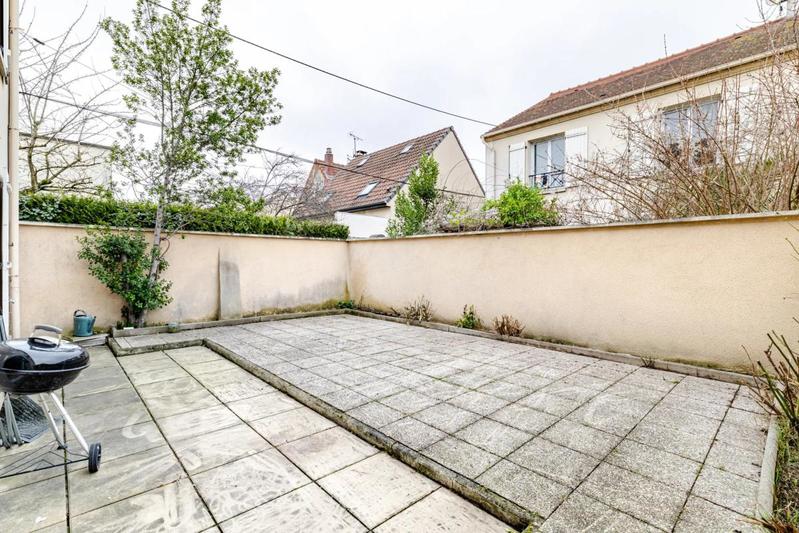 Maison - 144 m² - 5 pièces