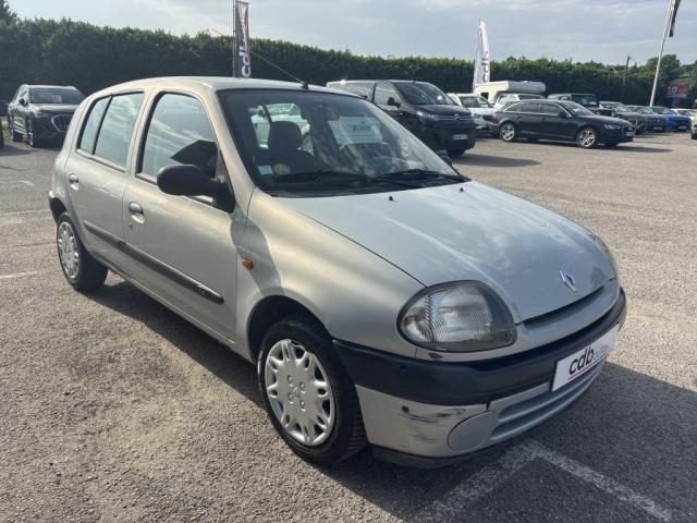 Renault Clio II 1.4i 75ch