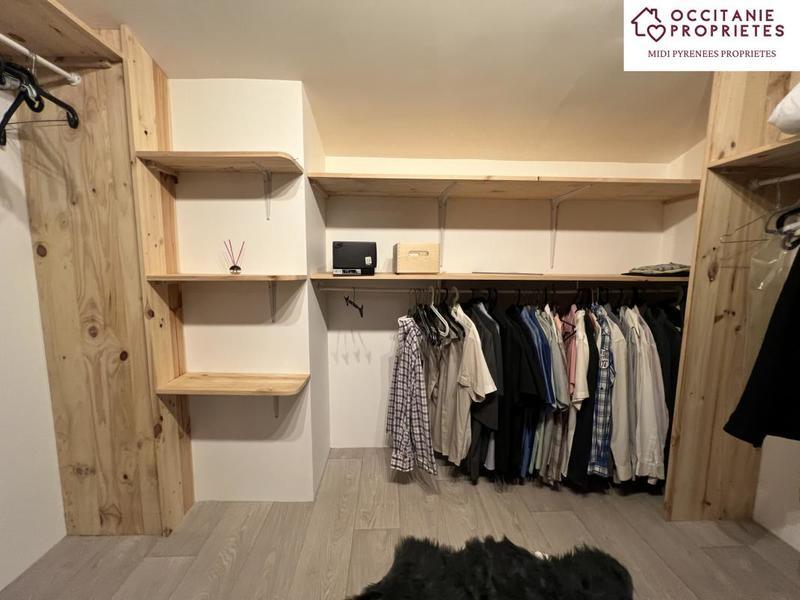 Propriété - 230 m² - 7 pièces