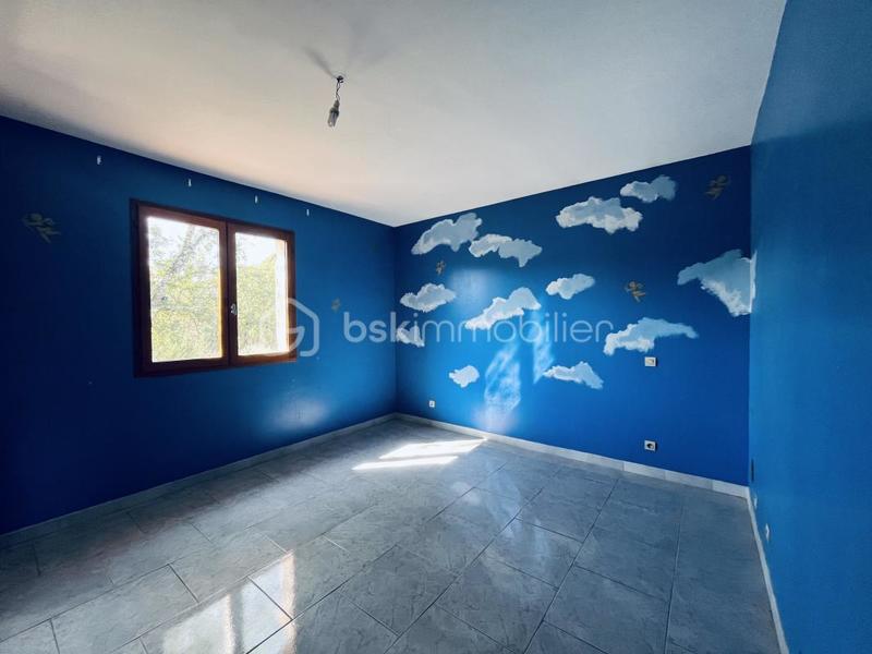 Maison - 216 m² - 8 pièces