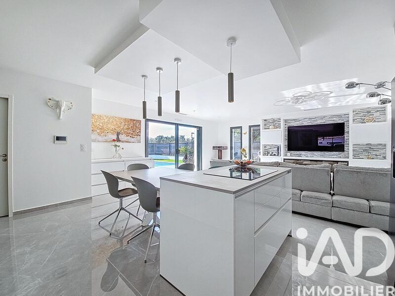 Maison - 117 m² - 4 pièces