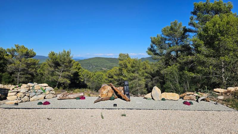 Maison - 170 m² - 5 pièces