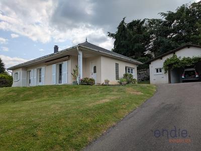 Maison - 120 m² - 8 pièces