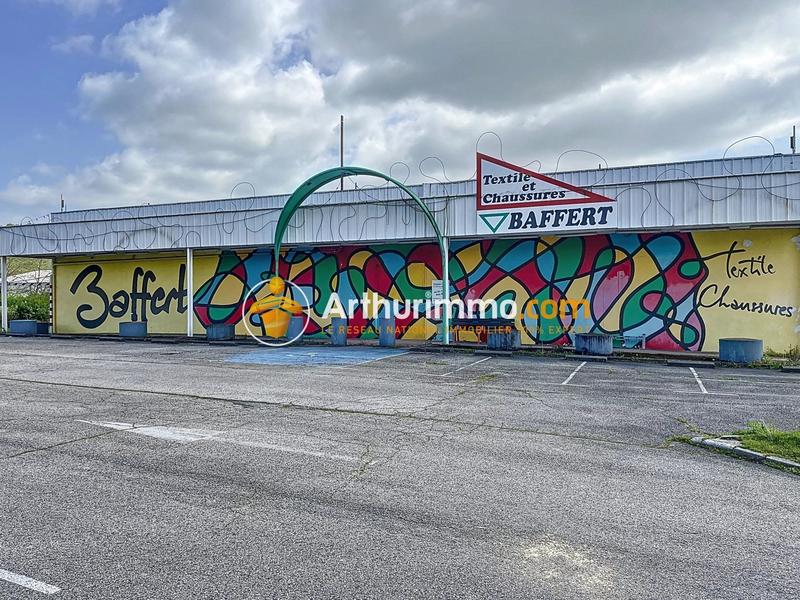 Bureau - 1 444 m² - 3 pièces