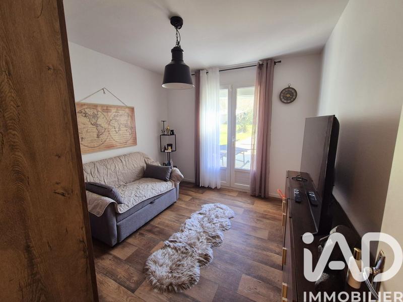 Maison - 180 m² - 5 pièces