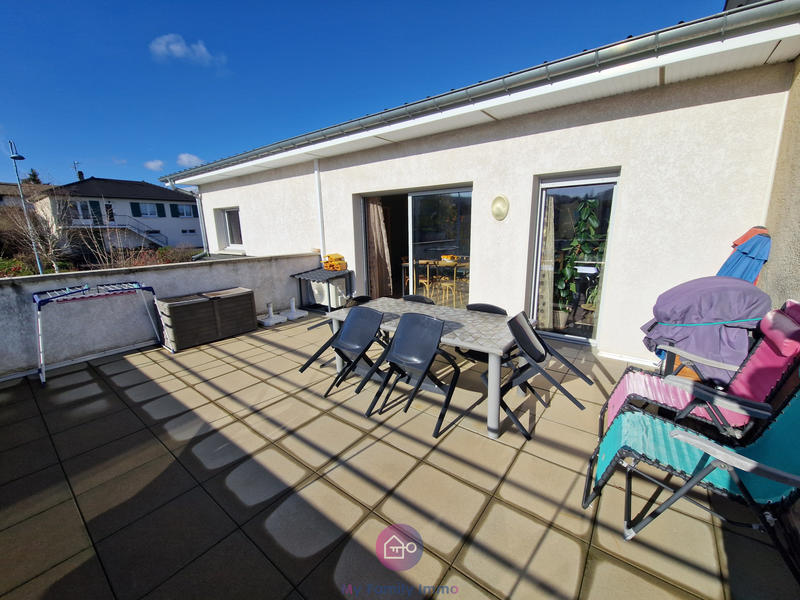 Appartement - 83 m² - 5 pièces