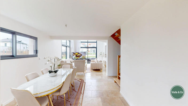 Maison traditionnelle - 133 m² - 6 pièces