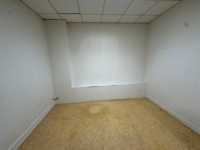 Local commercial - 87 m² - 3 pièces