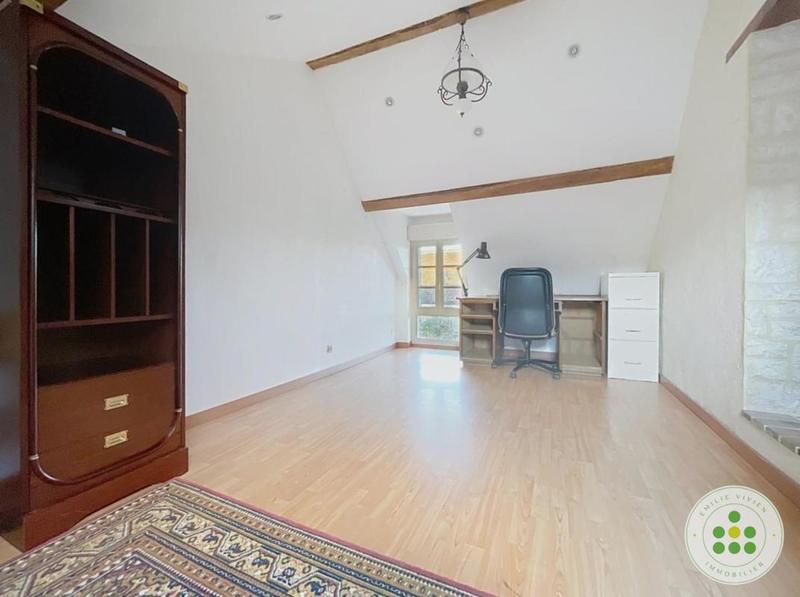 Maison de village - 147 m² - 6 pièces