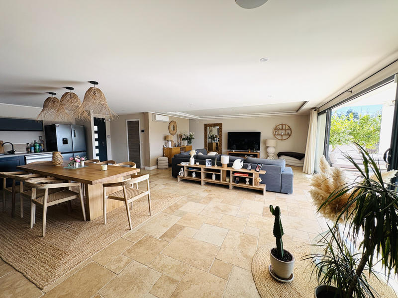 Villa - 160 m² - 4 pièces