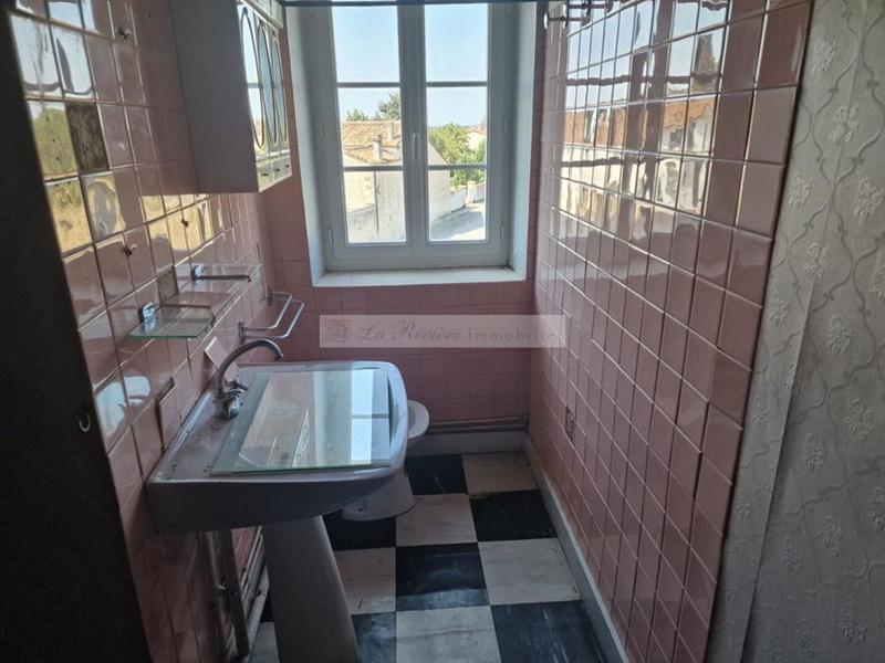 Maison - 200 m² - 9 pièces