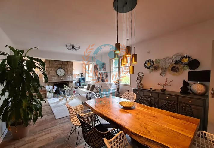 Maison - 117 m² - 4 pièces