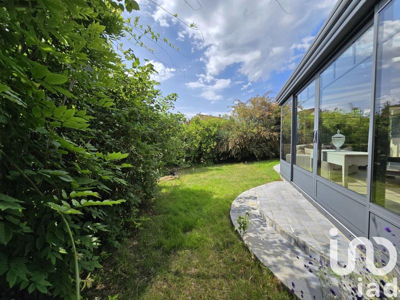 Maison - 219 m² - 8 pièces