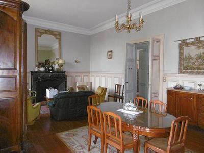 Propriété - 229 m² - 8 pièces