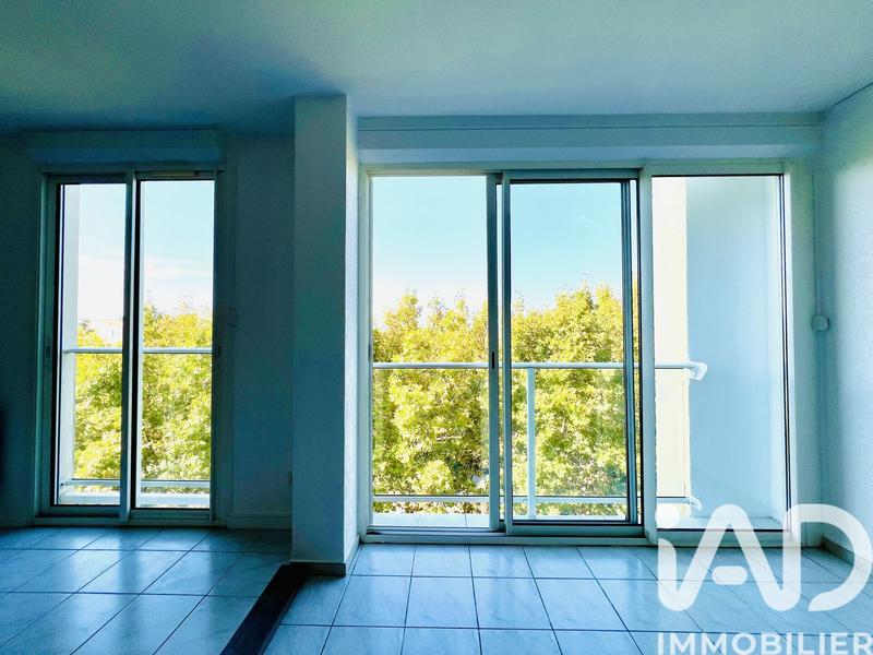 Appartement - 85 m² - 4 pièces