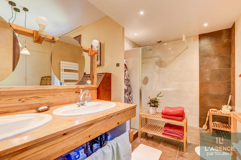 Villa - 179 m² - 5 pièces