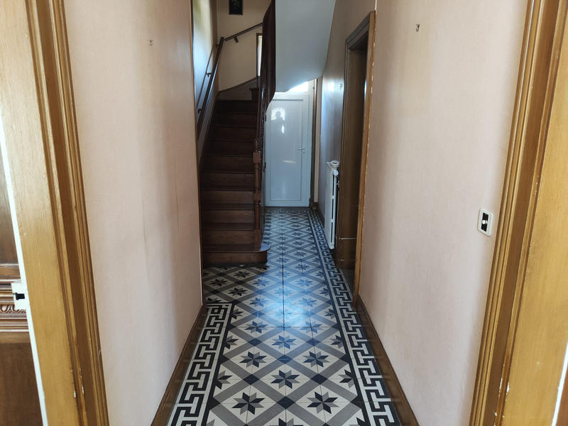 Maison - 178 m² - 8 pièces