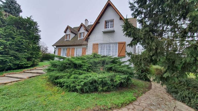 Maison - 159 m² - 7 pièces