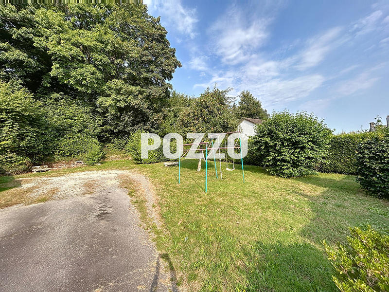 Maison - 92 m² - 5 pièces