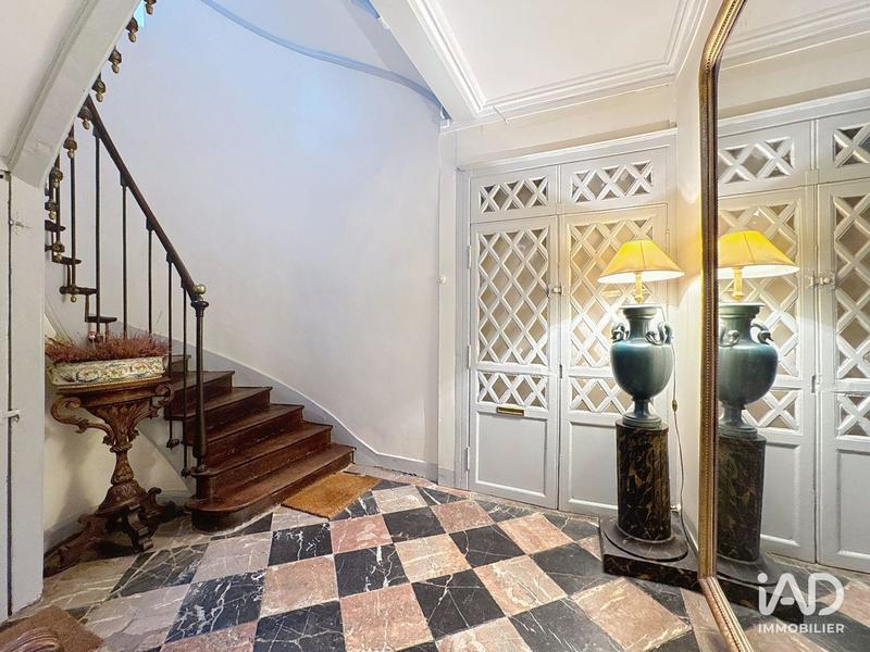 Bureau - 260 m² - 7 pièces