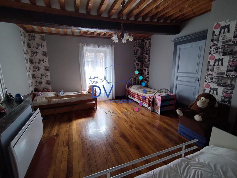 Maison - 221 m² - 9 pièces