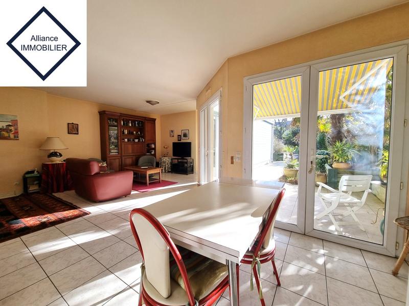 Maison - 109 m² - 6 pièces