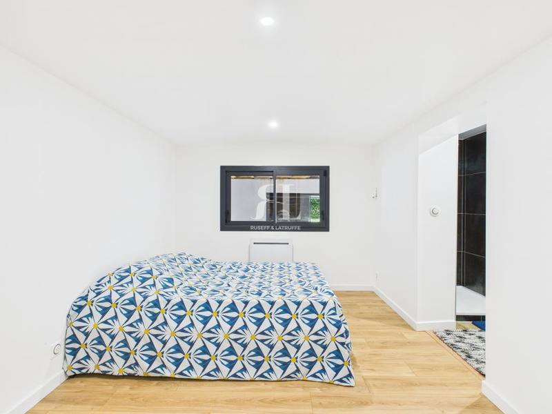 Maison - 203 m² - 6 pièces