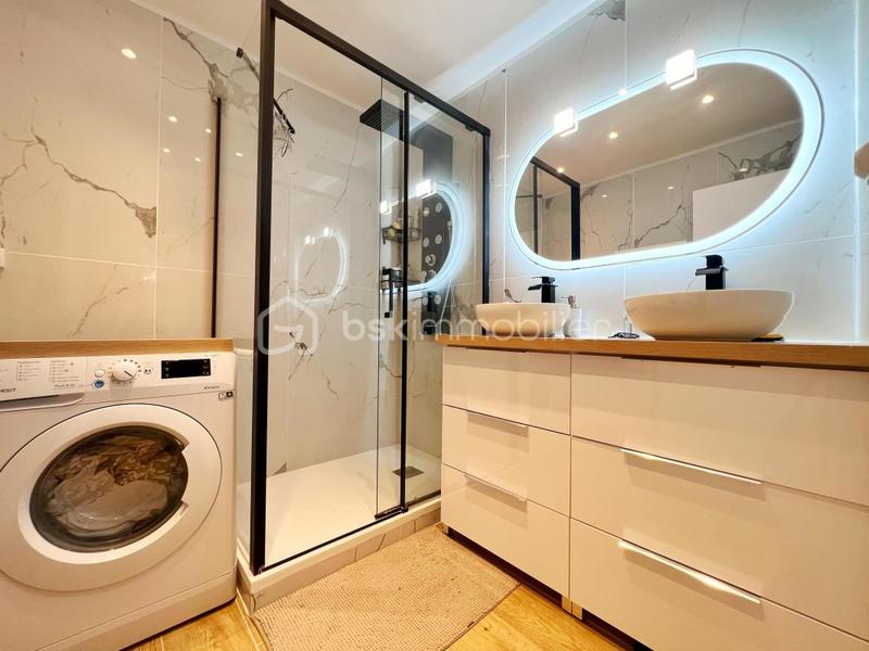 Appartement - 66 m² - 3 pièces