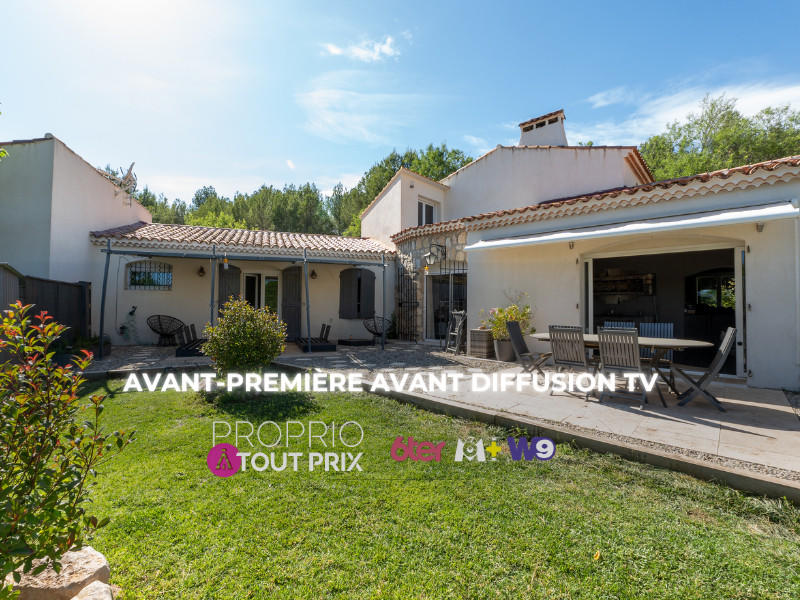 Propriété - 325 m² - 8 pièces