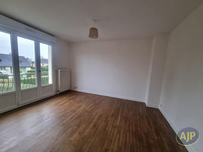 Maison - 61 m² - 3 pièces