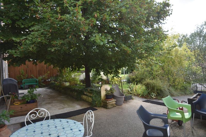 Maison - 137 m² - 7 pièces