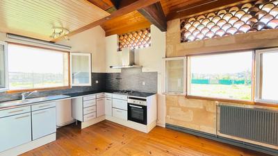 Maison - 162 m² - 3 pièces