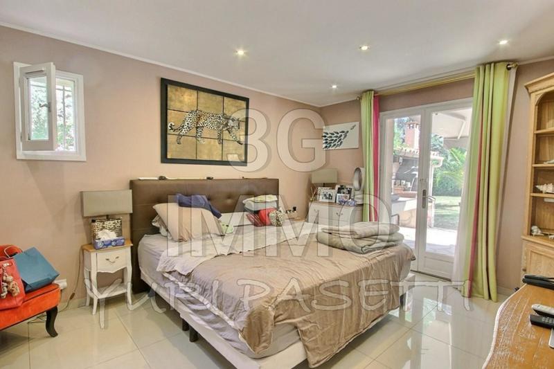 Villa - 140 m² - 5 pièces