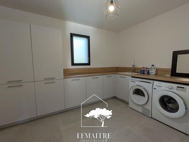 Maison - 175 m² - 5 pièces