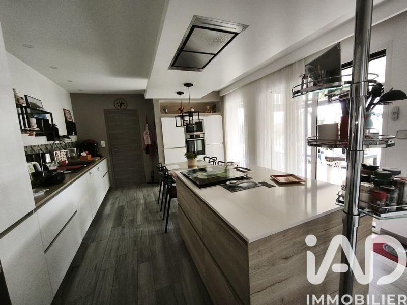 Maison - 149 m² - 5 pièces