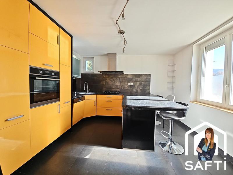 Maison de ville - 135 m² - 6 pièces