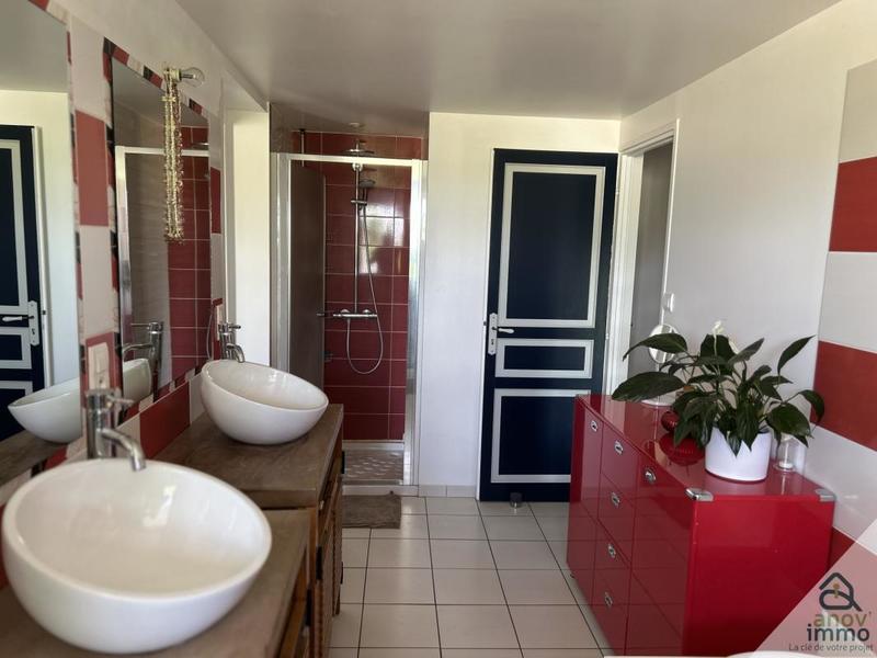 Maison de bois - 155 m² - 5 pièces