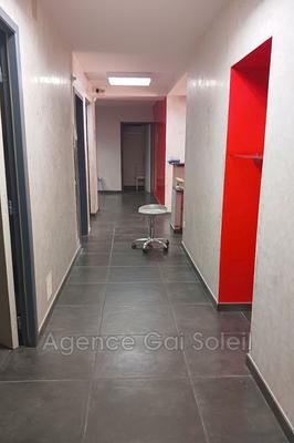 Local commercial - 120 m²