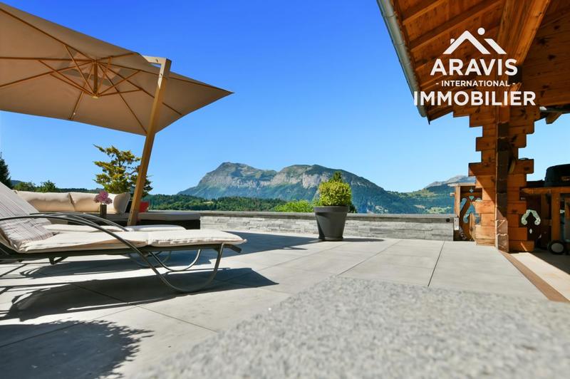 Châlet - 200 m² - 6 pièces