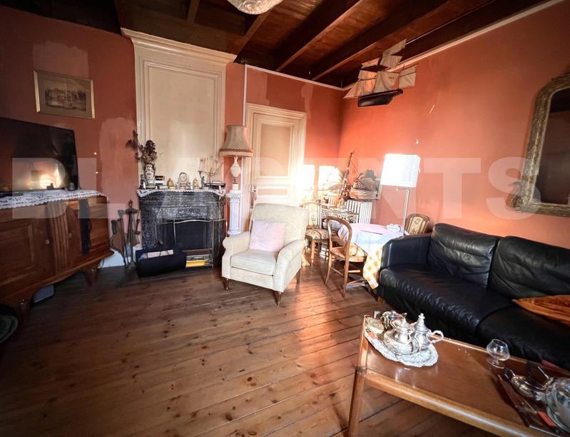 Maison charentaise - 220 m² - 6 pièces