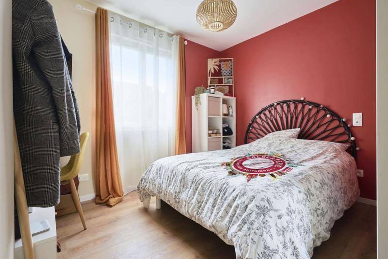 Appartement - 76 m² - 5 pièces