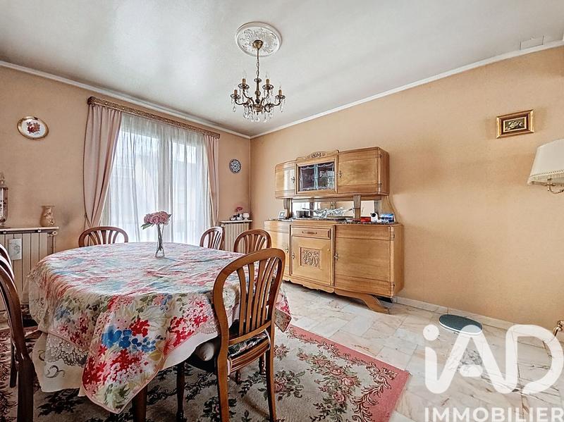 Maison - 161 m² - 7 pièces